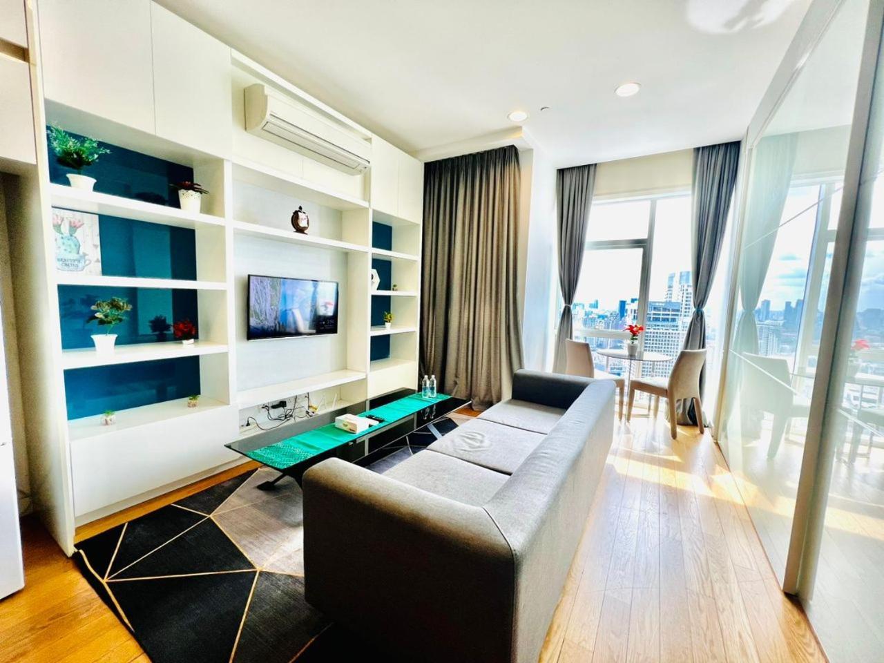 Platinum Klcc By Rainbow Suites Kuala Lumpur Exterior foto